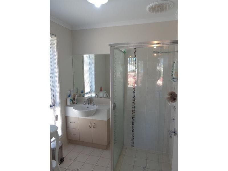 60 Douglas Drive, Mount Barker SA 5251