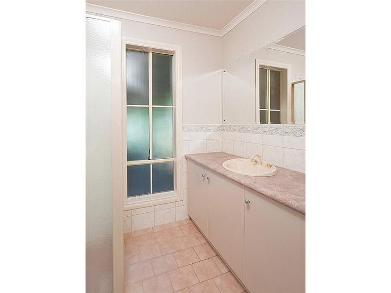 24 Dalmeny Drive, Mount Barker SA 5251