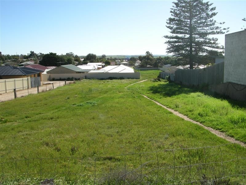 11 Caroline Street, Murray Bridge SA 5253