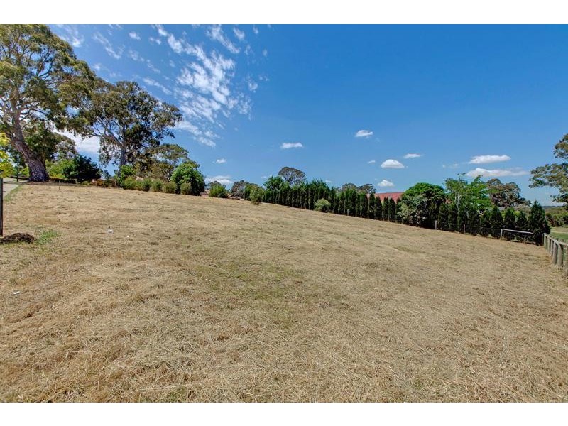 19 Fairfield Road, Mount Barker SA 5251