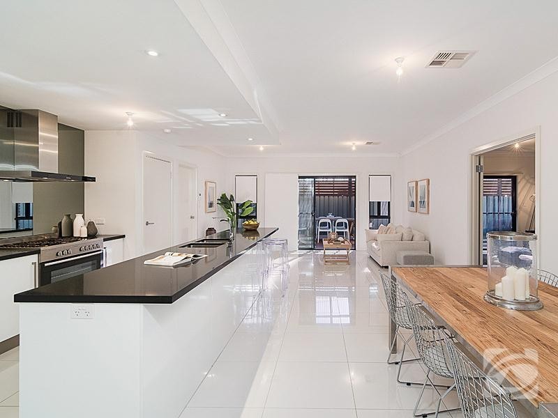 2 Tilly Street, Mount Barker SA 5251