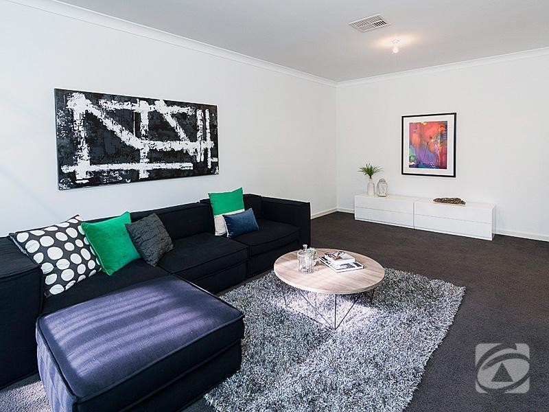 2 Tilly Street, Mount Barker SA 5251