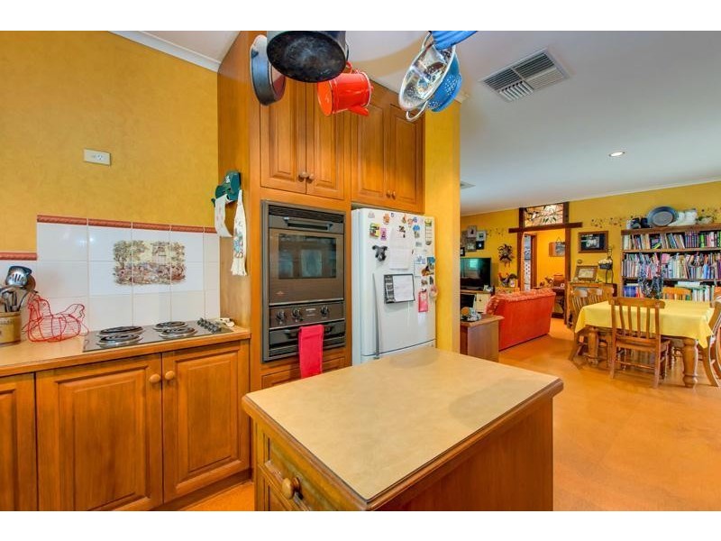 7 Wirrinilla Drive, Macclesfield SA 5153