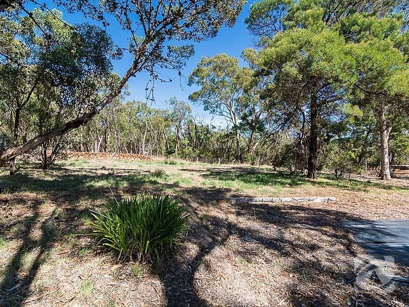 8 Pemberton Court, Macclesfield SA 5153