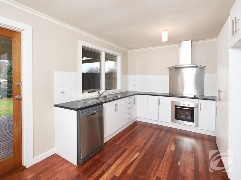 12 James Street, Mount Barker SA 5251