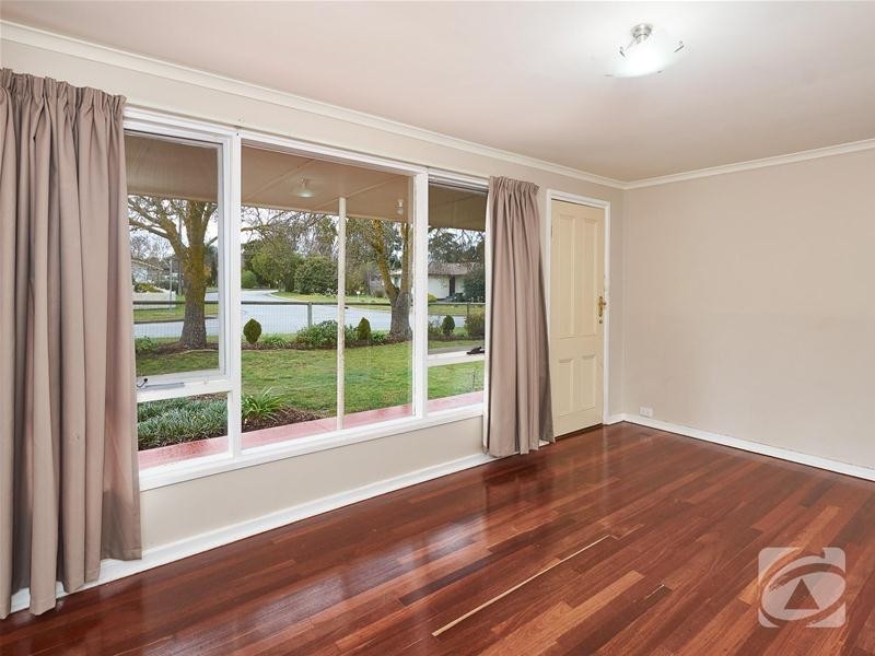 12 James Street, Mount Barker SA 5251