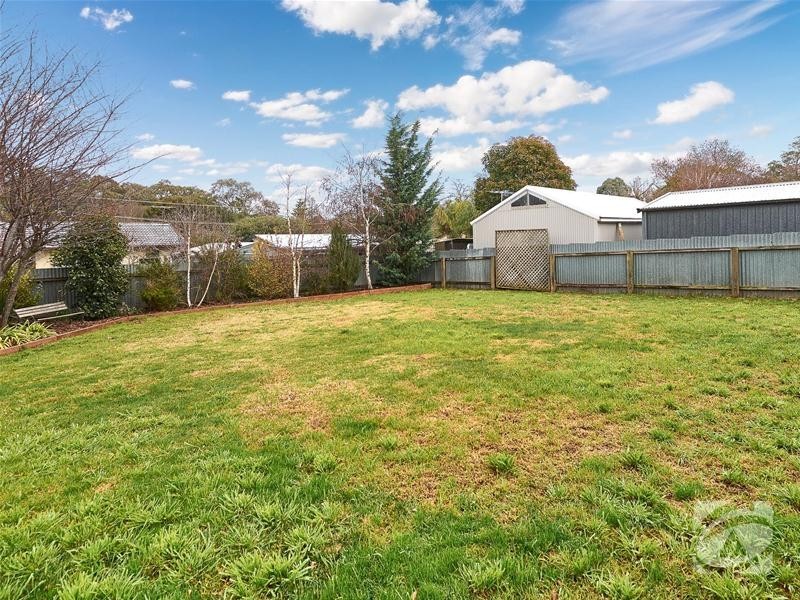 12 James Street, Mount Barker SA 5251