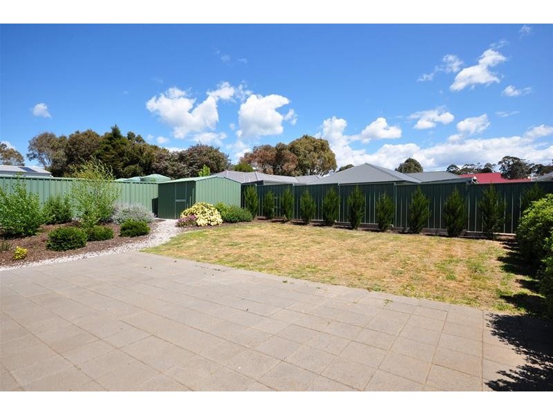 27 Downing Street, Mount Barker SA 5251