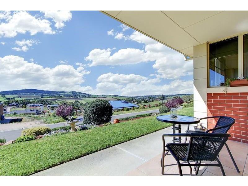 30 Dalmeny Drive, Mount Barker SA 5251