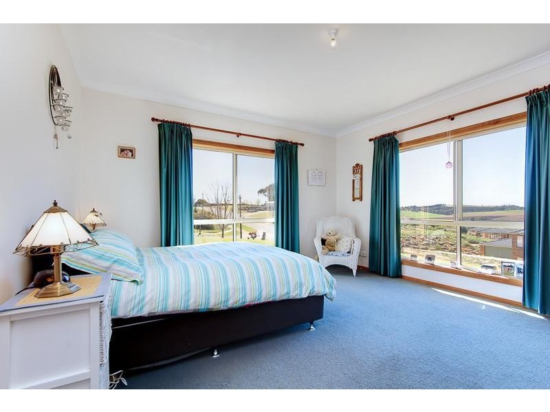 30 Dalmeny Drive, Mount Barker SA 5251