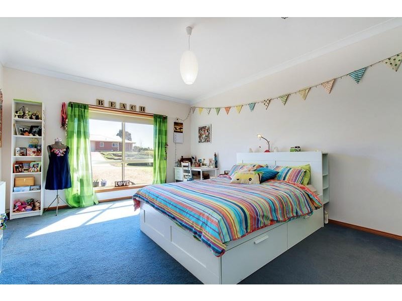 30 Dalmeny Drive, Mount Barker SA 5251