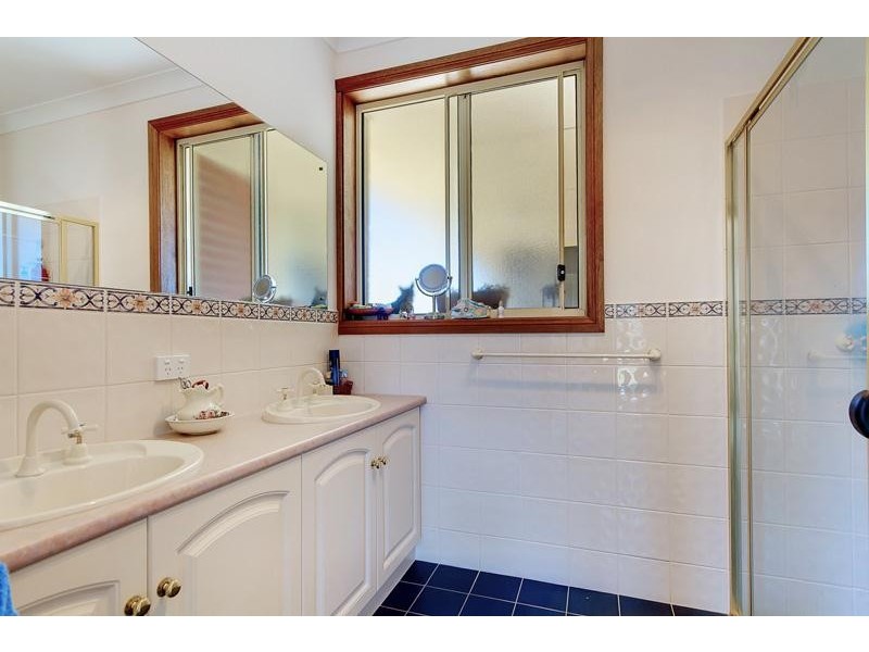 30 Dalmeny Drive, Mount Barker SA 5251