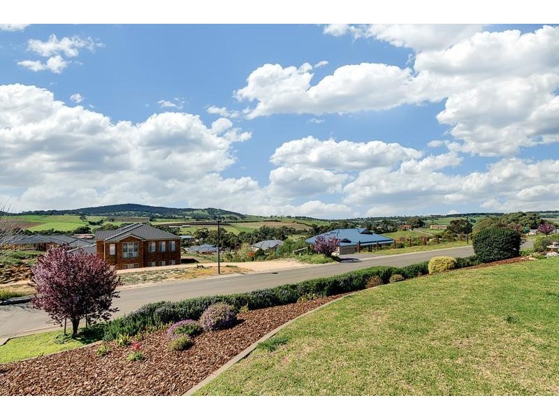 30 Dalmeny Drive, Mount Barker SA 5251