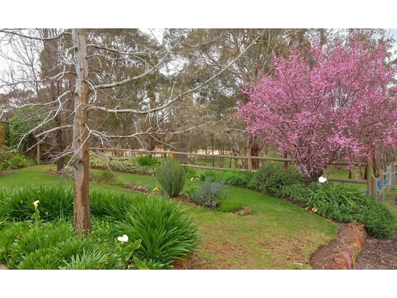 108 Naughtons Road, Woodside SA 5244