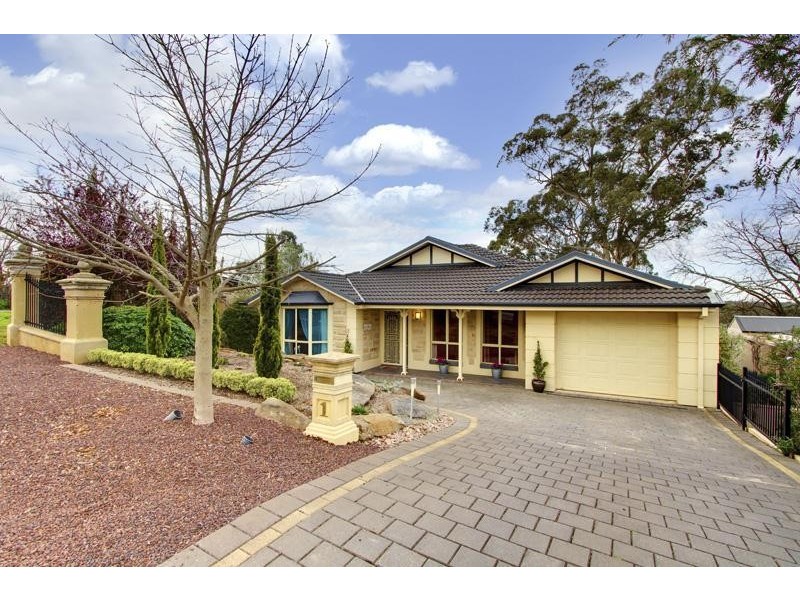 1 Silverwood Drive, Mount Barker SA 5251