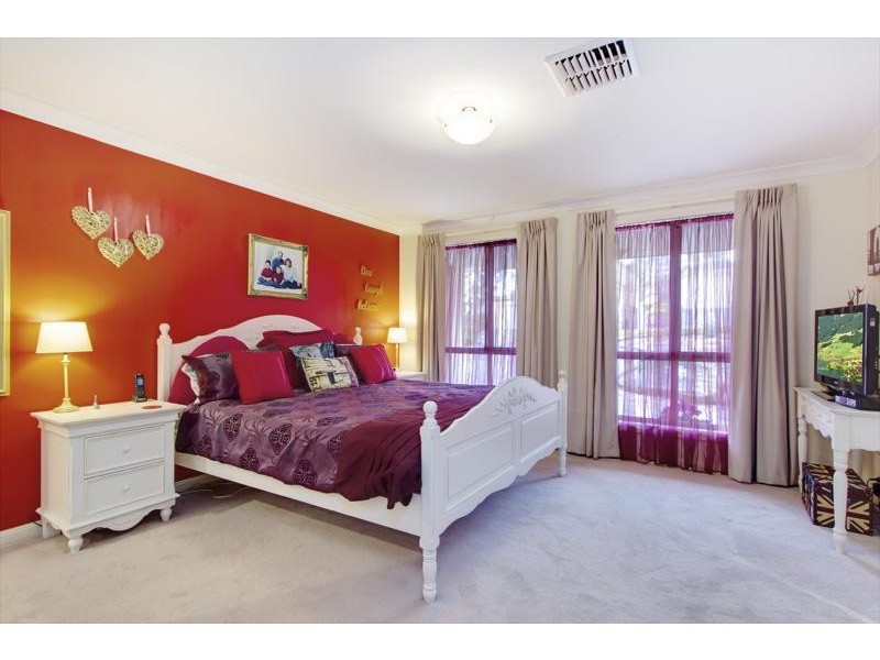 1 Silverwood Drive, Mount Barker SA 5251