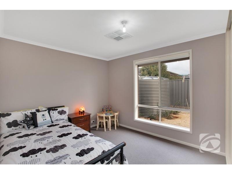 25 Hurling Drive, Mount Barker SA 5251
