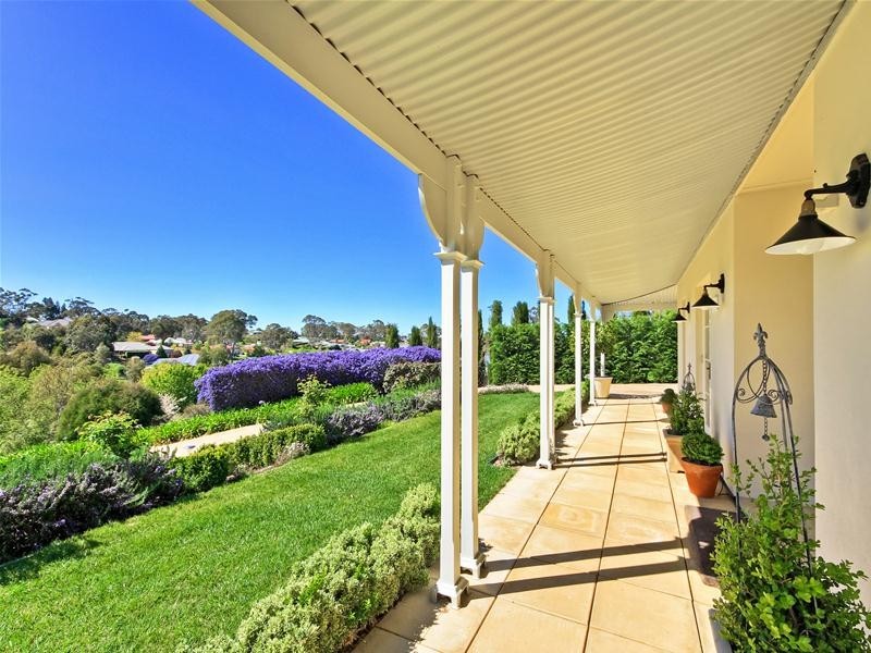 25 Waterford Avenue, Mount Barker SA 5251