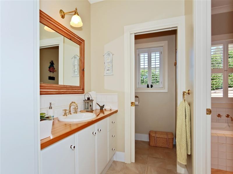 25 Waterford Avenue, Mount Barker SA 5251