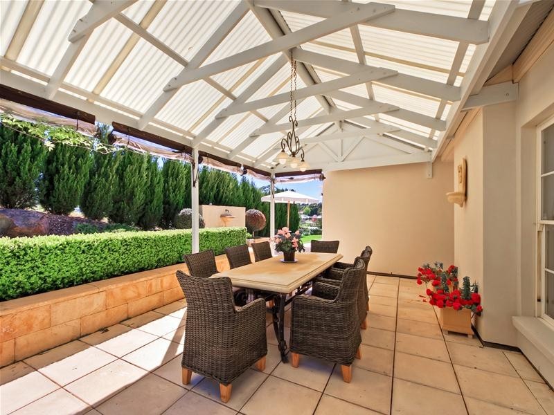 25 Waterford Avenue, Mount Barker SA 5251