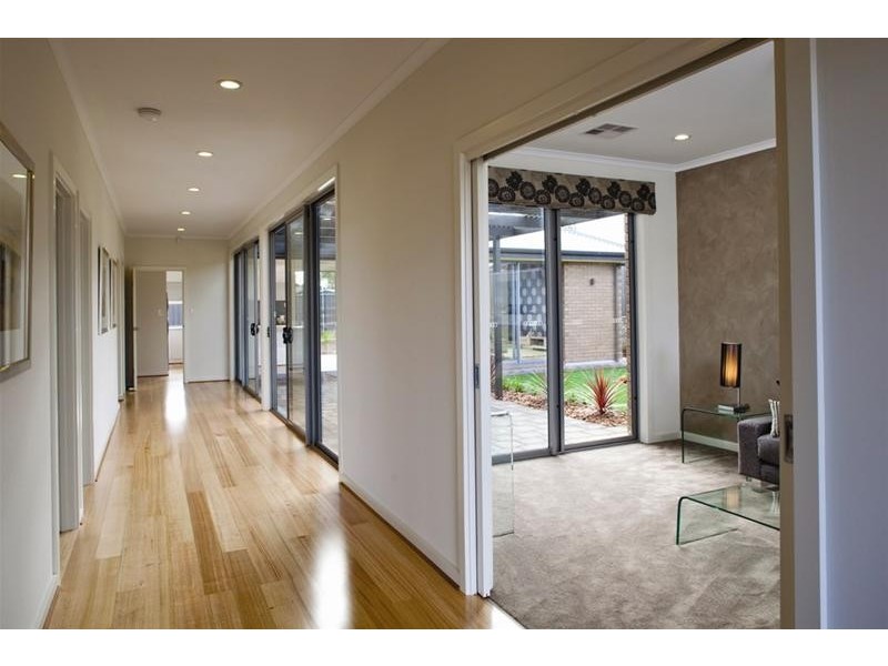 24 Greenfield Street, Mount Barker SA 5251