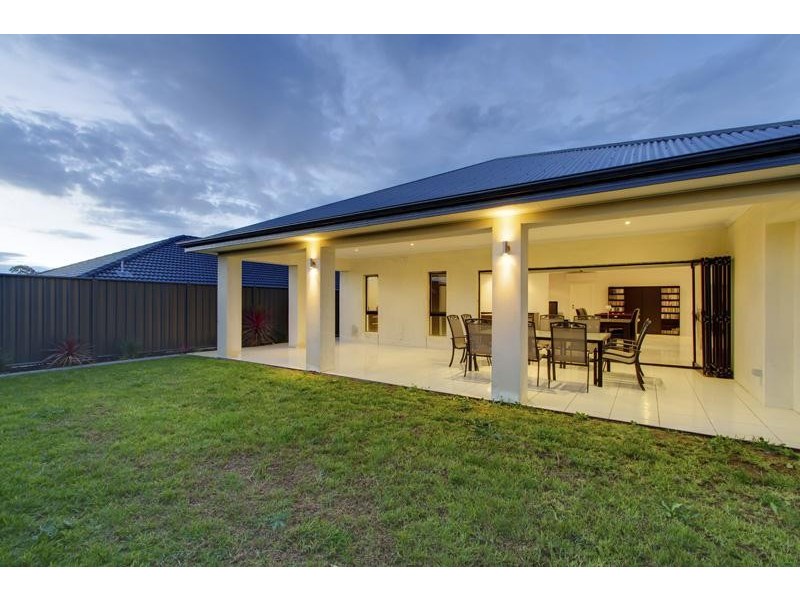 39 Hurling Drive, Mount Barker SA 5251