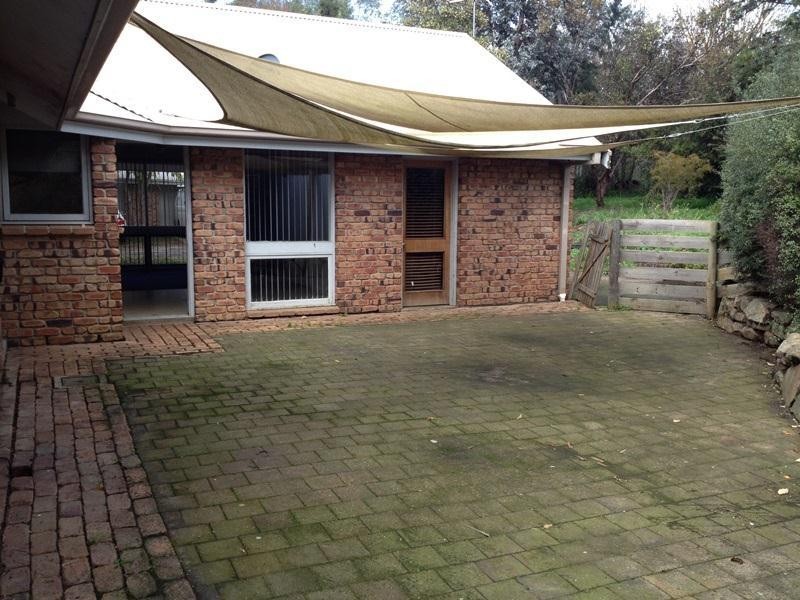 2/1 Murray  Avenue, Mount Barker SA 5251