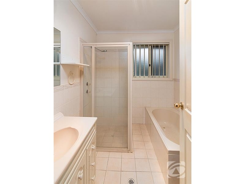 2 Stoddart Street, Strathalbyn SA 5255