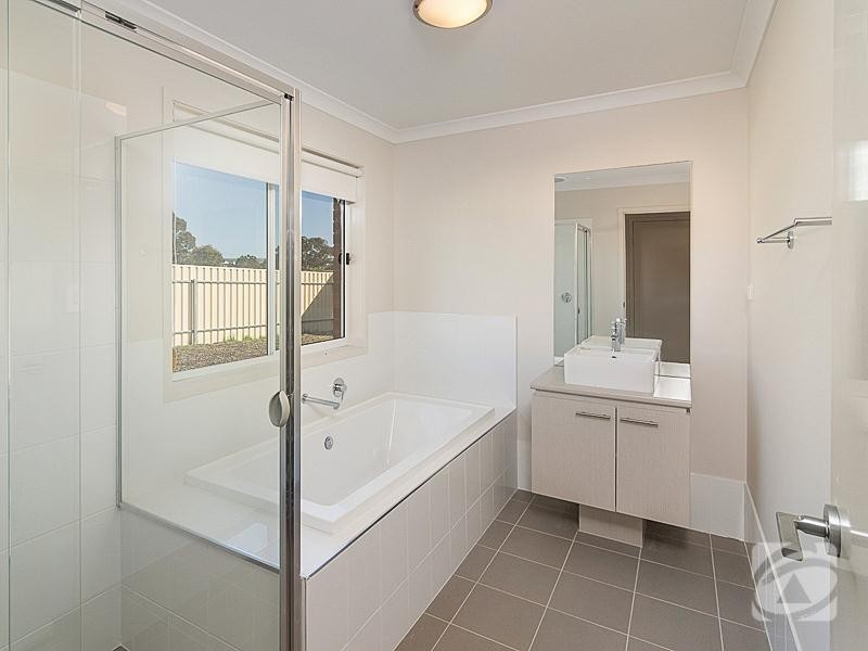 33 Lime Street, Strathalbyn SA 5255