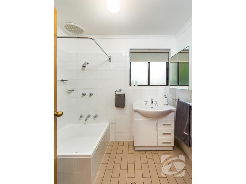 3 Carr Street, Mount Barker SA 5251