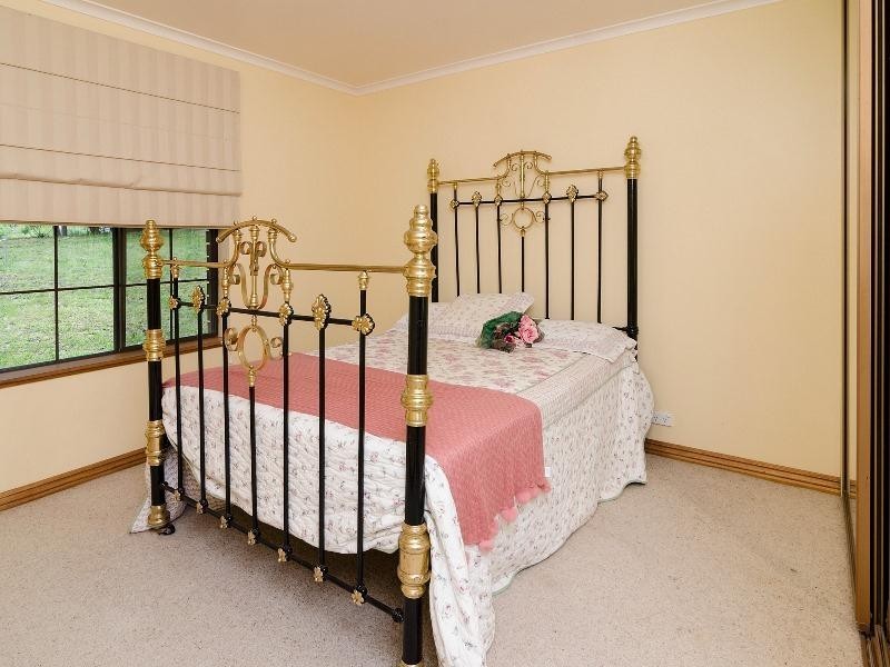 16 Maurice Road, Mount Barker SA 5251