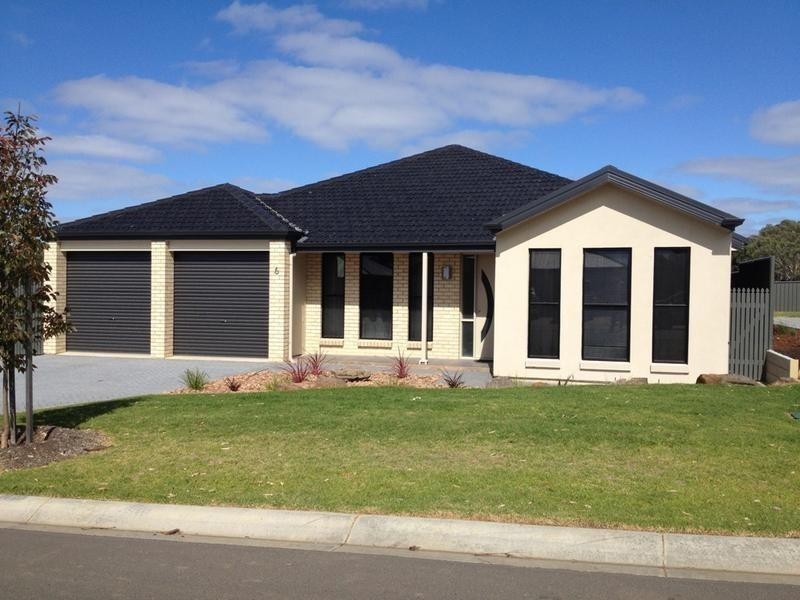 6 West Parkway, Mount Barker SA 5251