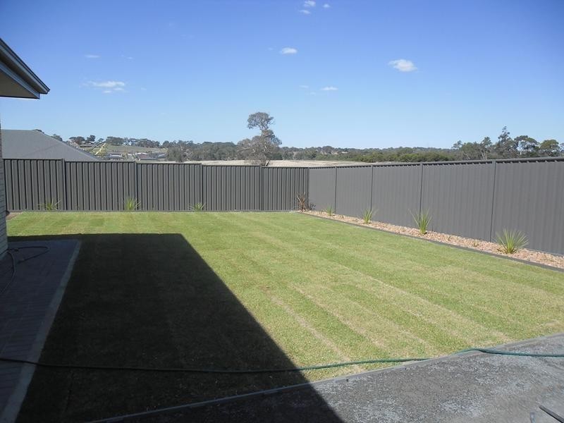 6 West Parkway, Mount Barker SA 5251