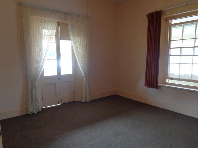 32a McLaren Street, Mount Barker SA 5251