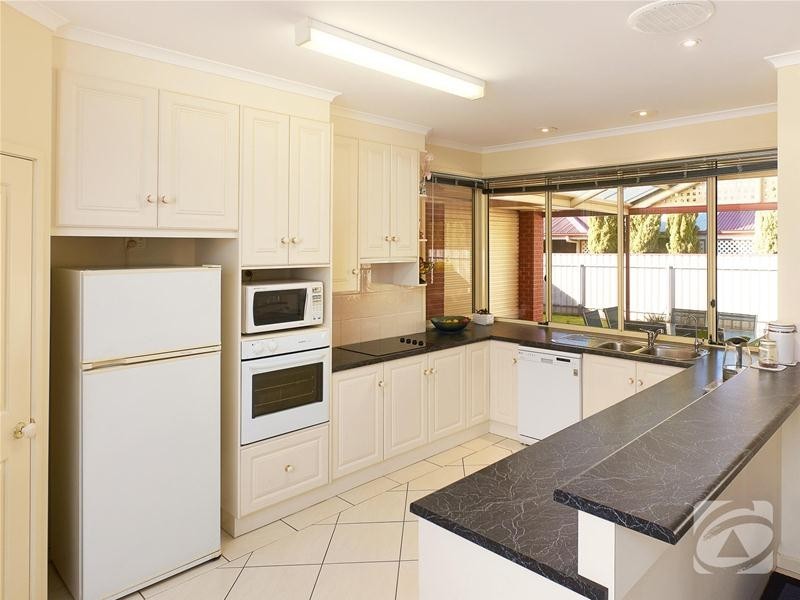 15 Montrose Avenue, Strathalbyn SA 5255