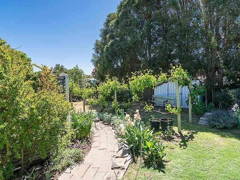 7 Stephens Avenue, Strathalbyn SA 5255