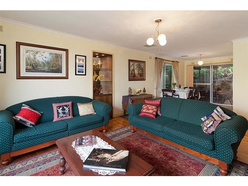 8 Miels Road, Crafers SA 5152