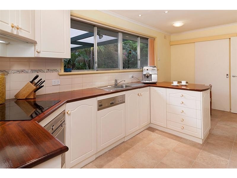 8 Miels Road, Crafers SA 5152