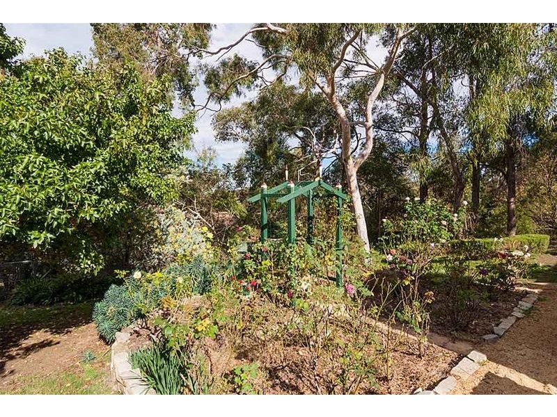 8 Miels Road, Crafers SA 5152