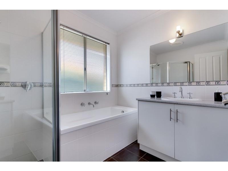 26 Barton Circuit, Mount Barker SA 5251