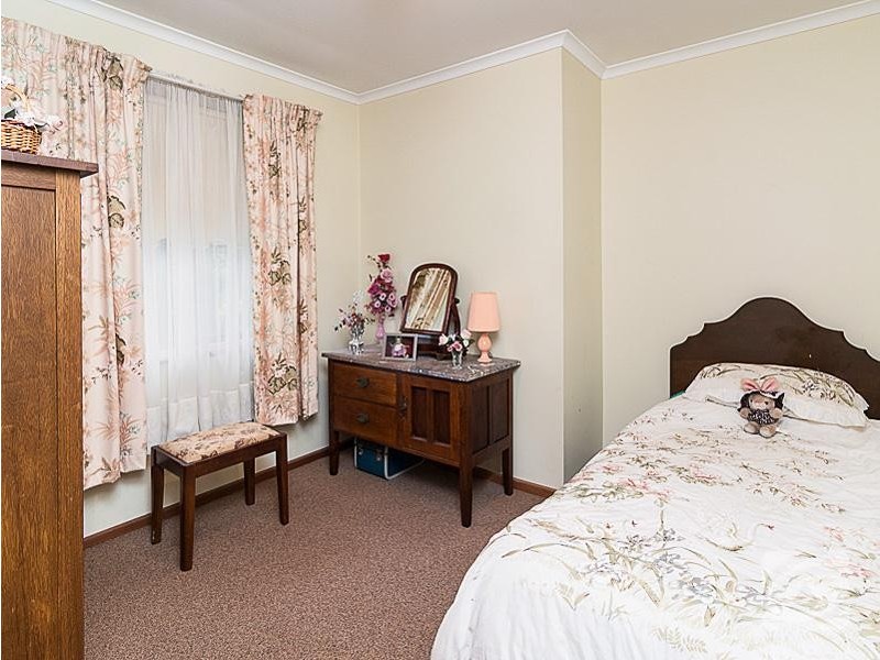 16 Walker Street, Macclesfield SA 5153