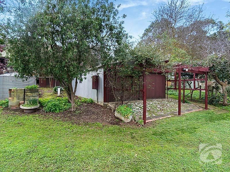 16 Walker Street, Macclesfield SA 5153