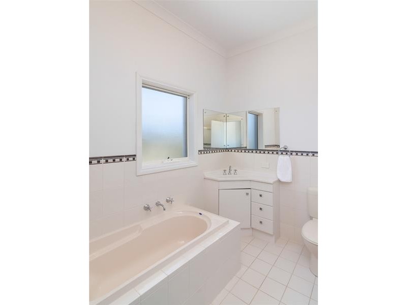 163 Burnbank Way, Mount Barker SA 5251