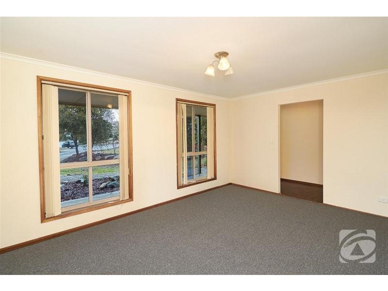 16 Bowden Court, Mount Barker SA 5251