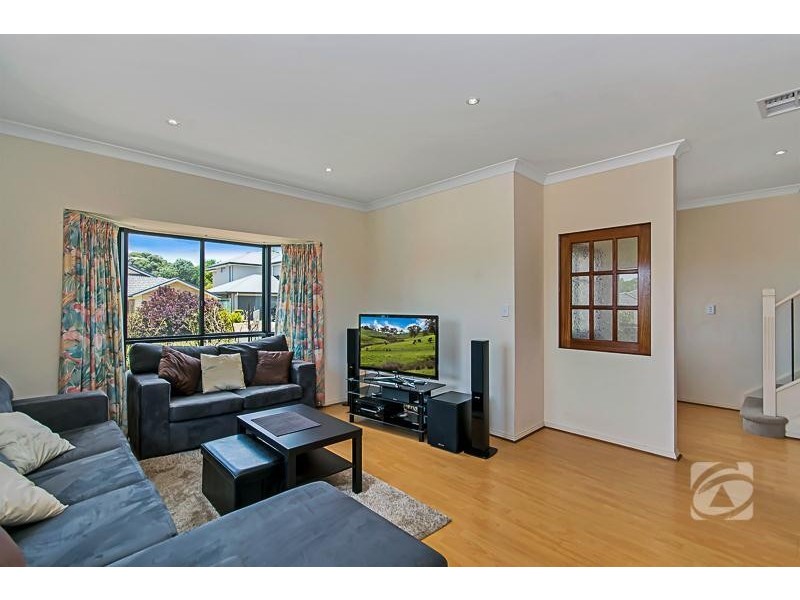 27 Barton Circuit, Mount Barker SA 5251