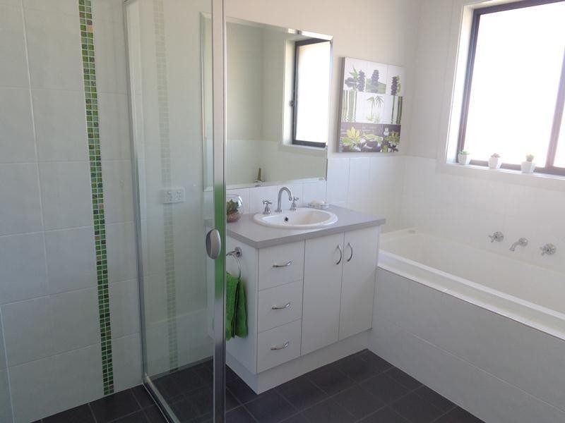 65 Douglas Drive, Mount Barker SA 5251