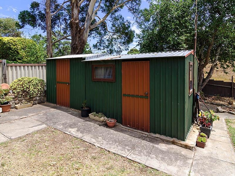 24 Manor Crescent, Mount Barker SA 5251