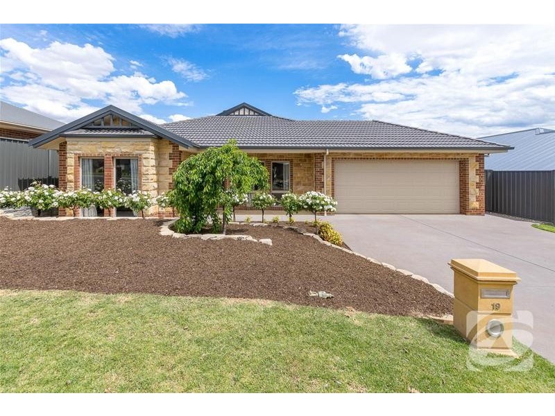 19 Bradford Street, Mount Barker SA 5251