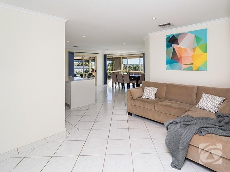 124 Burnbank Way, Mount Barker SA 5251