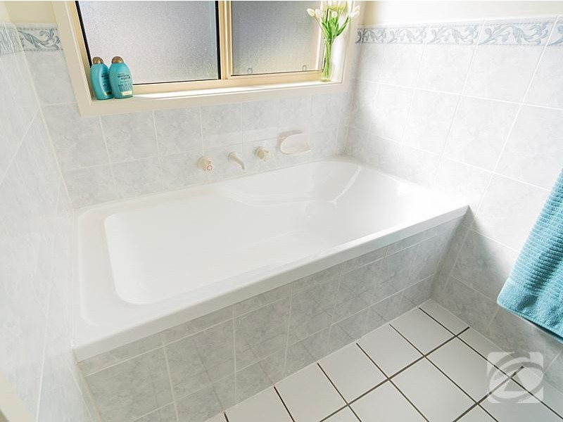 124 Burnbank Way, Mount Barker SA 5251